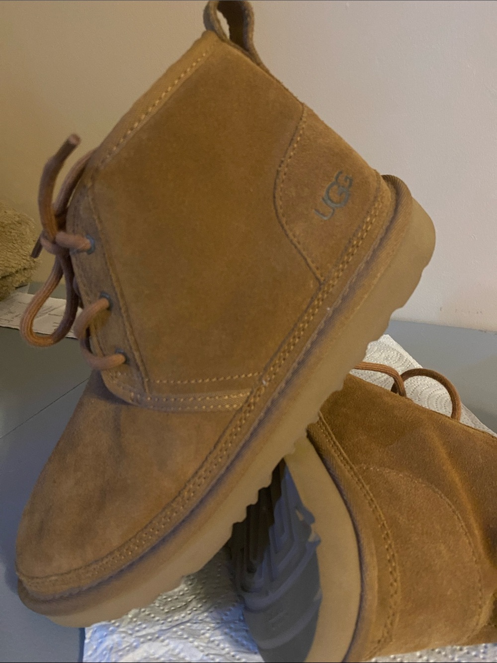UGG Kids' Neumel Chukka Boot Size 5